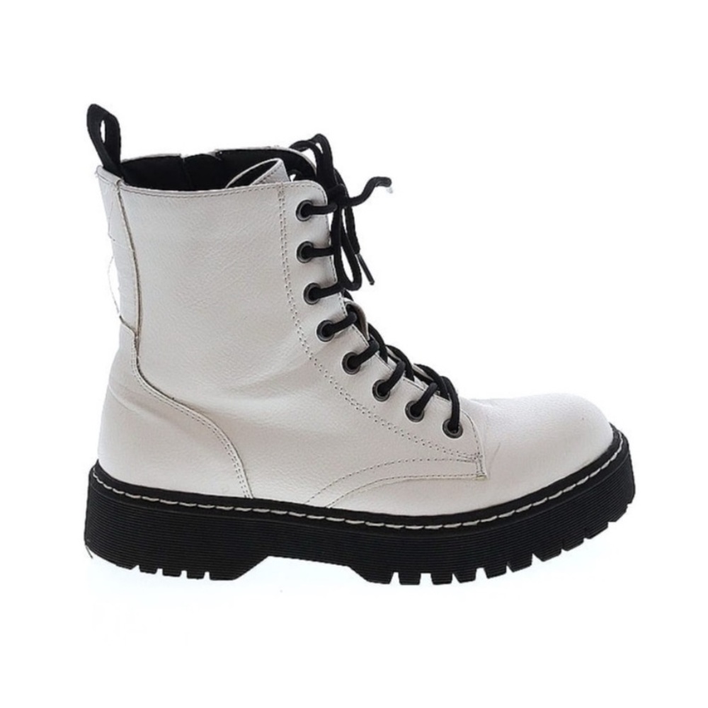 Sincerely Jules Harley White and Black combat boots size 9M